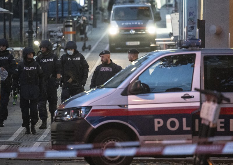 Zasad nema indicija da je u napadu u Beču bilo više napadača