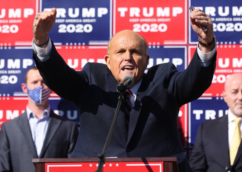 Trumpov odvjetnik Rudy Giuliani pozitivan na covid-19