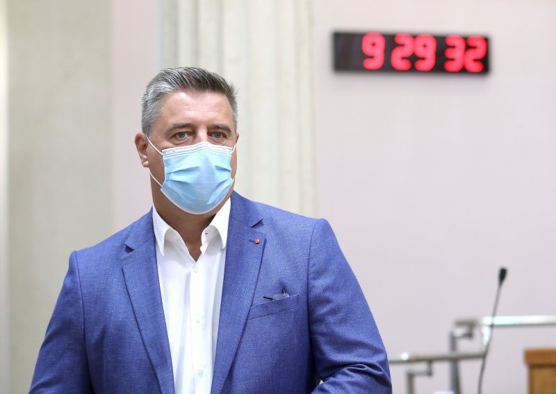 SDP-ov zastupnik Franko Vidović opisao kako se on borio s koronom: Kod mene je to izgledalo kao gripa...Žao mi je što sam zarazio Škoru