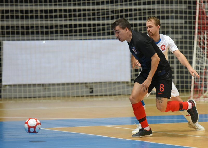 Hrvatska na dramatičan način ostala bez Svjetskog prvenstva u futsalu; imala je šesterac za pobjedu i nije ga iskoristila