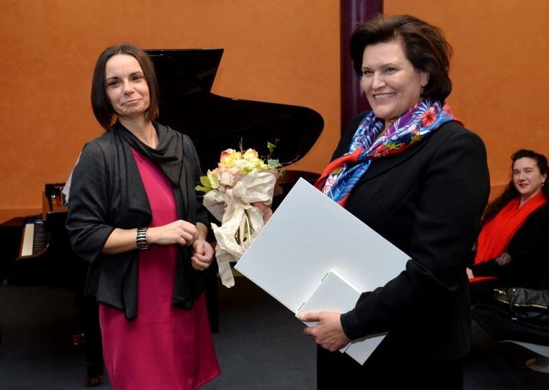 Mirjana Sanader dobila nagradu za knjigu o Dalmaciji