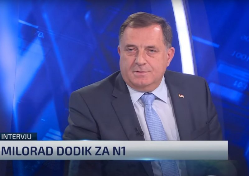 [VIDEO] Kaos na N1 televiziji; Milorad Dodik se svađao, ponavljao isti odgovor te na kraju prekinuo intervju