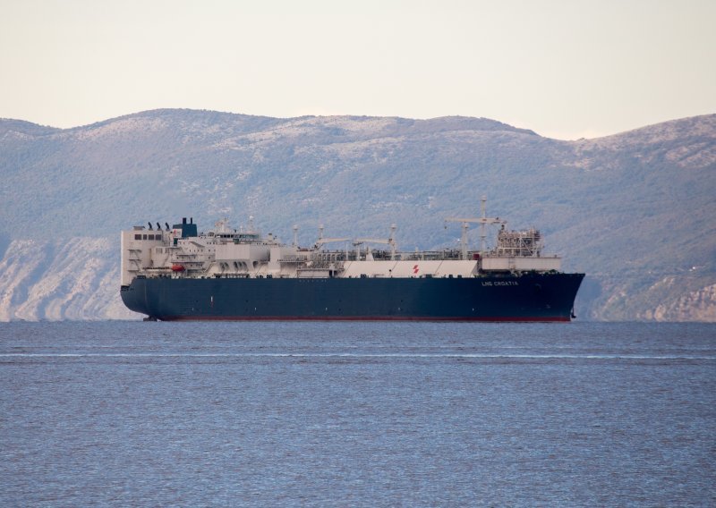 Brod LNG Croatia isplovio za Španjolsku po ukapljeni prirodni plin za probni rad