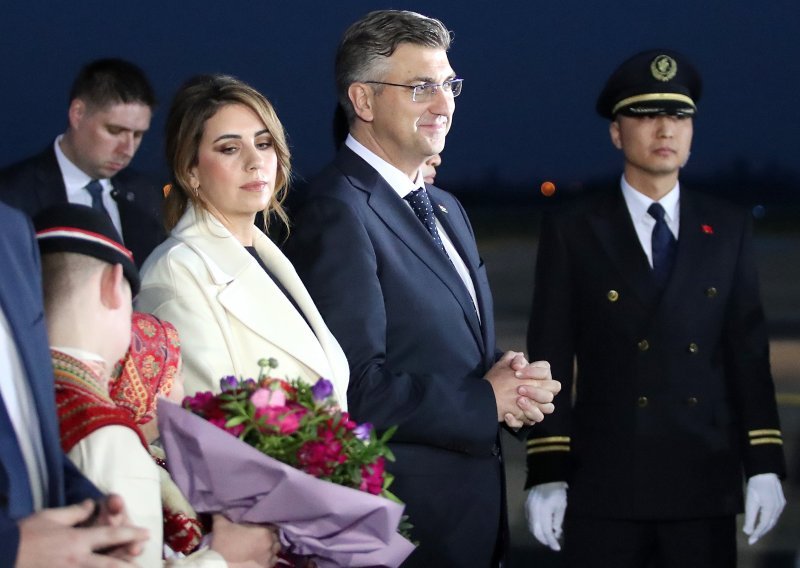 Premijer Plenković u samoizolaciji, supruga mu pozitivna na koronavirus