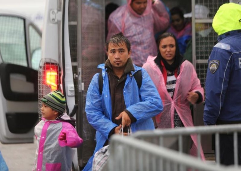 U Hrvatsku do 15 sati ušle 5873 izbjeglice