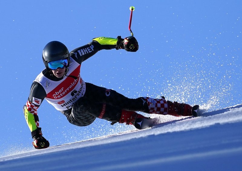 Fantastičan dan za hrvatsko skijanje; Filip Zubčić slavio u veleslalomu u Santa Catarini