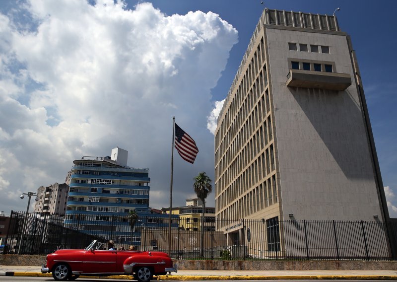 Američki diplomati pate od mučnine, glavobolje, vrtoglavice: Otkriven mogući uzrok 'sindroma Havana'