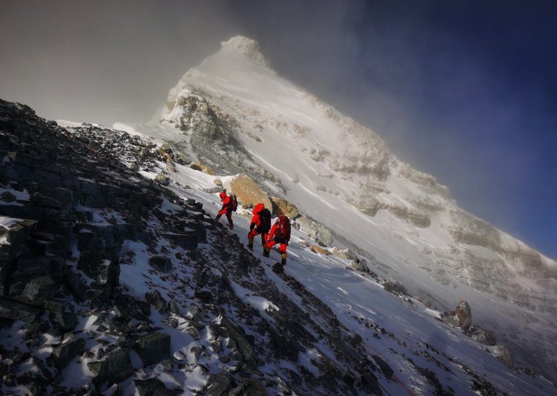 Nova mjerenja pokazala: Mount Everest je 86 centimetara viši nego dosad. Dva su moguća razloga
