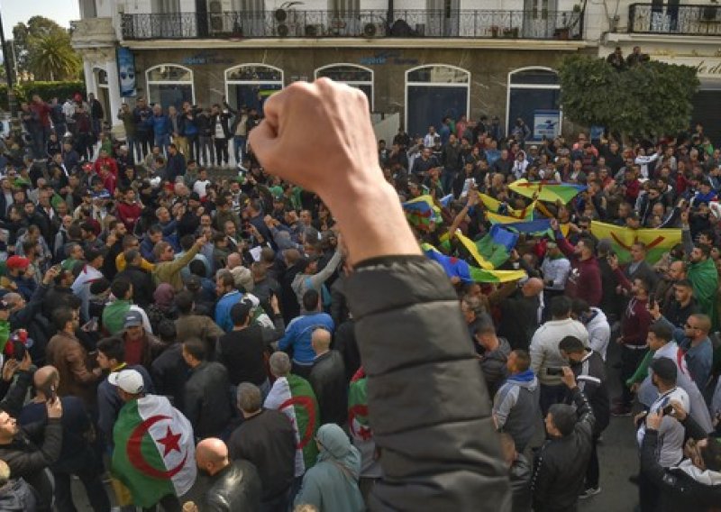 Eskalacija nesuglasica: Alžir raskinuo sporazum o prijateljstvu i suradnji sa Španjolskom