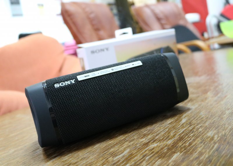 [FOTO] Isprobali smo Sonyjev bežični zvučnik koji je u sretnijim vremenima spreman za party na plaži