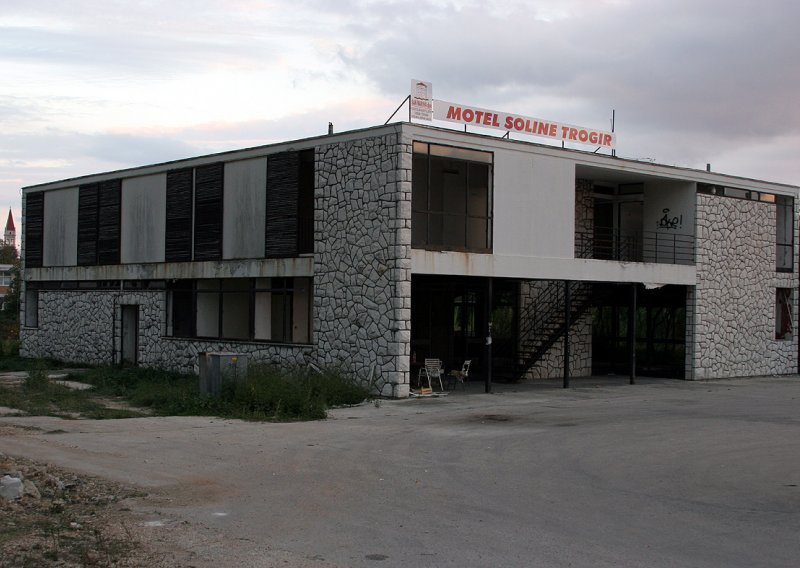 Vitićev motel u Trogiru potpuno je devastiran