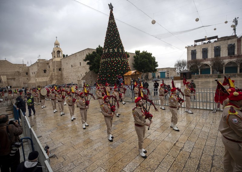 Božić u Betlehemu proći će bez hodočasnika i turista