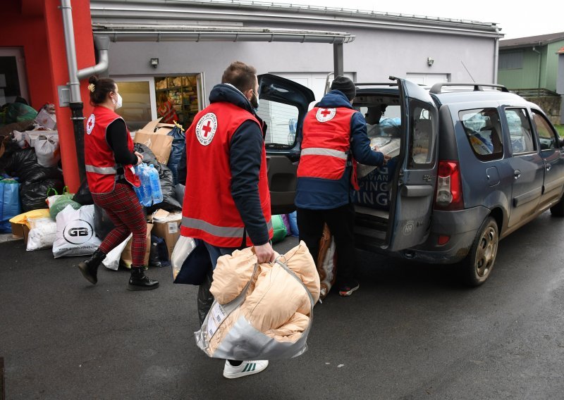 Crvenom križu u tri dana stiglo više od 2000 zahtjeva za novčanom pomoći; rok je do 19. veljače