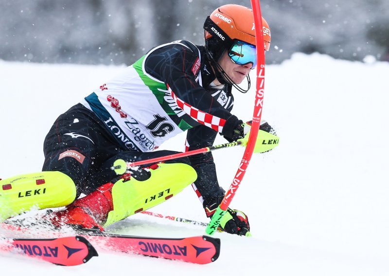 [FOTO] Povijesni dan za hrvatsko skijanje; Filip Zubčić napada postolje u svom Zagrebu, a sva četiri naša slalomaša izborila drugu vožnju