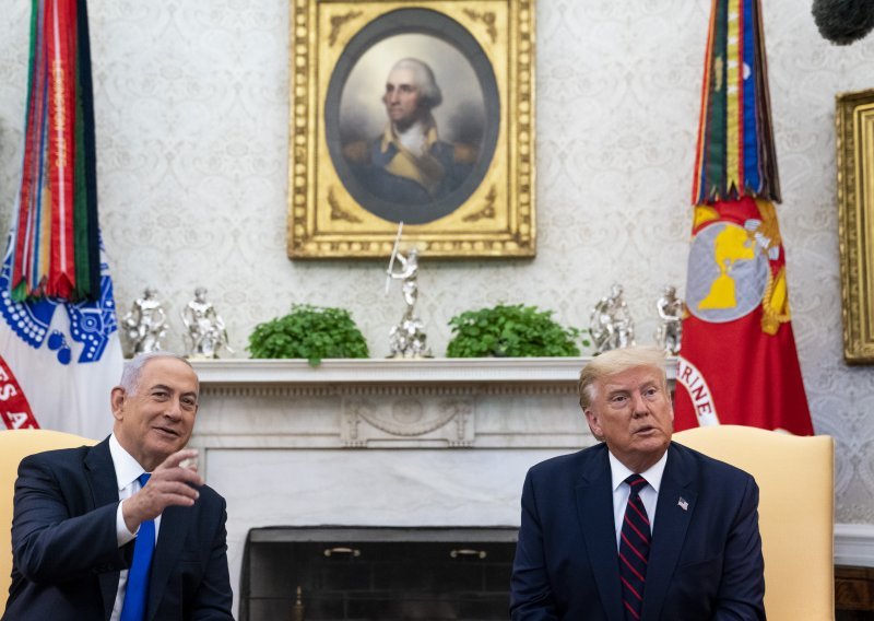 Netanyahu uklonio Trumpa s naslovne fotografije na Twitteru