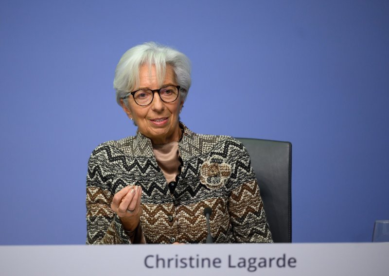 Lagarde potvrđuje prognozu o oporavku eurozone u 2021.