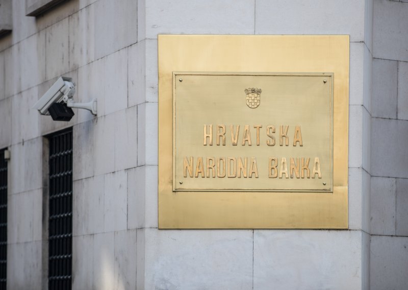 HNB donijela odluku o privremenom ograničavanju isplate dividendi u bankama
