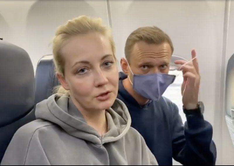 U moskovskoj zračnoj luci uhićeni suradnici Alekseja Navaljnog