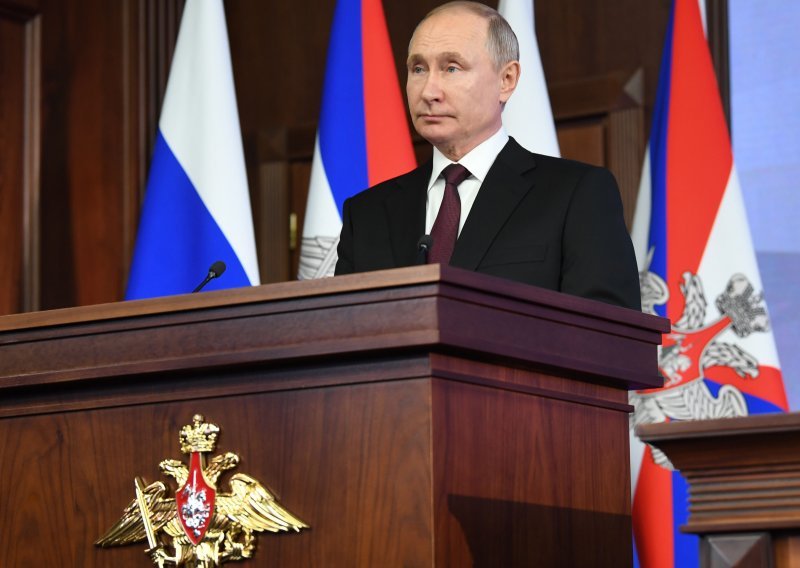Kremlj zagovara produljenje Novog START-a, poziva Bidena na angažman
