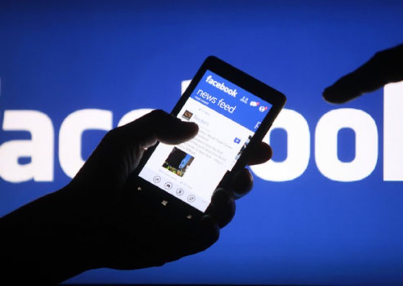 Facebook za Android 'krade' vaše telefonske brojeve
