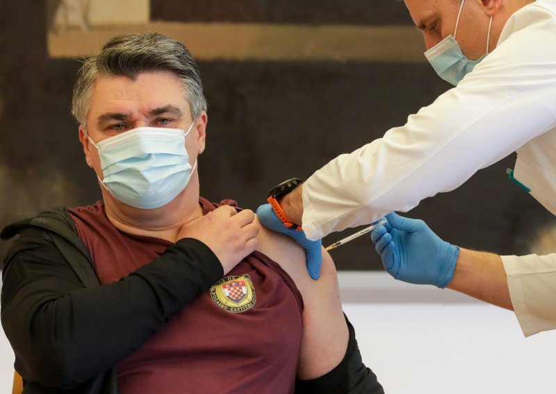 Zoran Milanović primio drugu dozu cjepiva protiv korone
