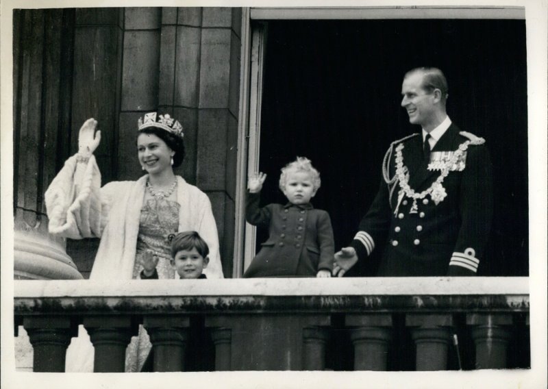 Kraljica Elizabeta II još je 1969. zabranila ovaj film. Sada se pojavio na internetu i podigao prašinu
