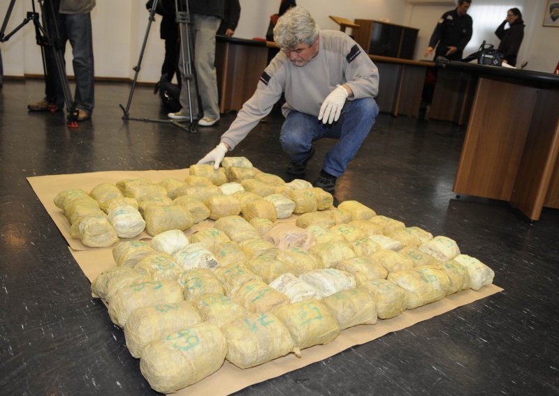 Na Karasovićima zaplijenjeno 25 kg marihuane