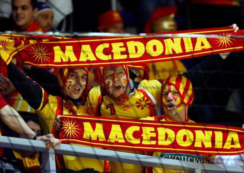 Grčka na udaru zbog nepriznavanja Makedonije