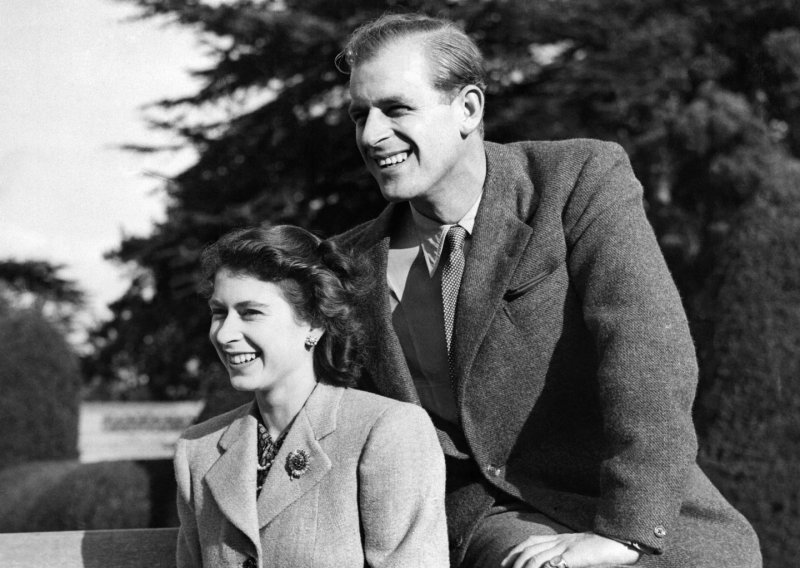 William i Kate svoju su 10. godišnjicu braka obilježili obiteljskim videom, a evo kako su tu istu brojku proslavili davne 1957. kraljica Elizabeta II i princ Philip