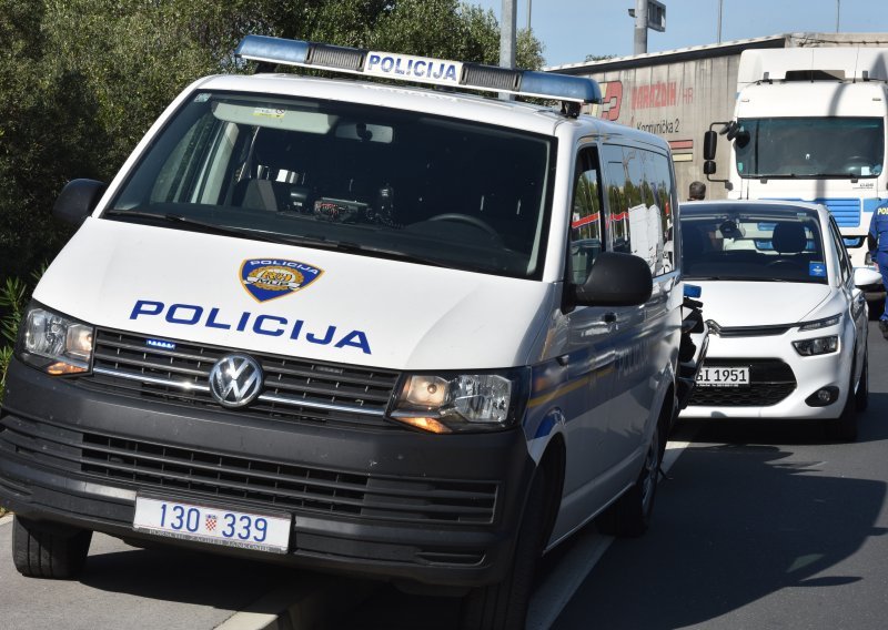 Umjesto da prizna, muškarac u Zaprešiću policiji izjavio da nije on vozio automobil, nego osoba koja je mrtva; prevara mu nije upalila