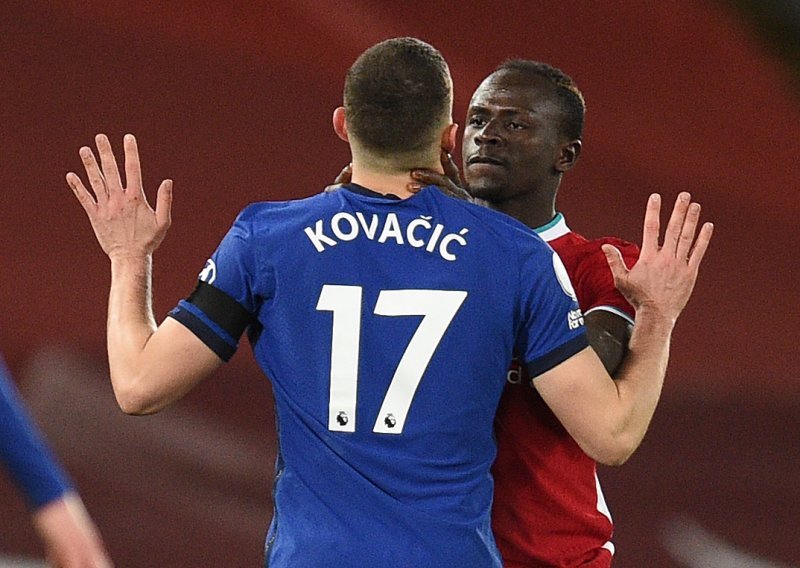 [VIDEO] Mateo Kovačić složio totalnu frku na derbiju s Liverpoolom; bijesni Sadio Mane krenuo je daviti našeg reprezentativca...