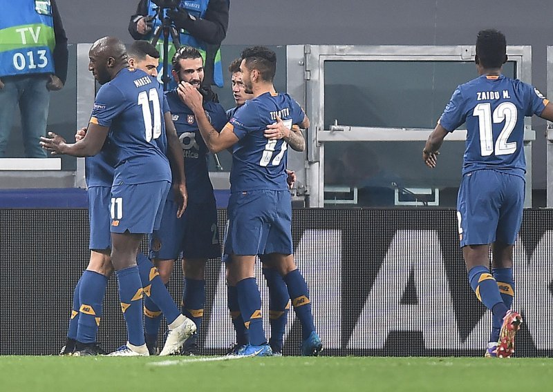 [FOTO] Porto s desetoricom igrača na terenu pobrinuo se za senzaciju i izbacio Cristiana Ronalda i Juventus iz Lige prvaka