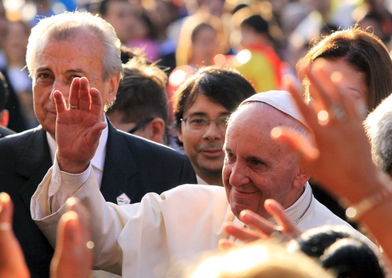 Papa Franjo: I Isus je bio popularan, pogledajte kako je završio