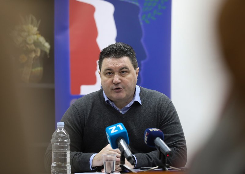 Hermana Vukušića nakon gostovanja na RTL-u u komentarima proglasili alkoholičarom. Evo što im je odgovorio