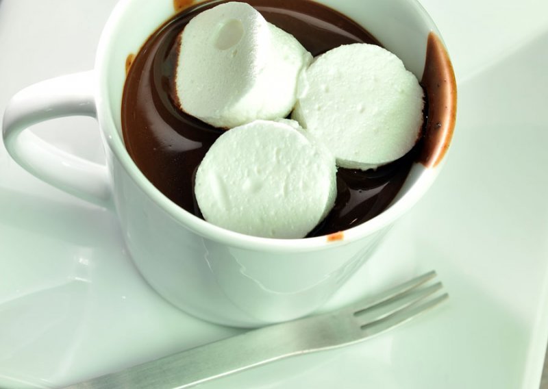 Marshmallow i topla čokolada