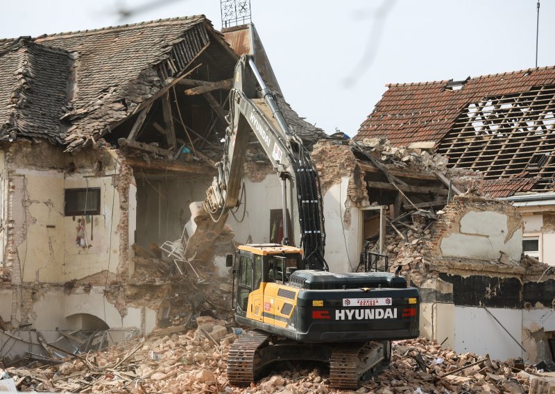 Prijavljeno 39.680 oštećenih stambenih objekata u Sisačkoj županiji, pregledano 37.000
