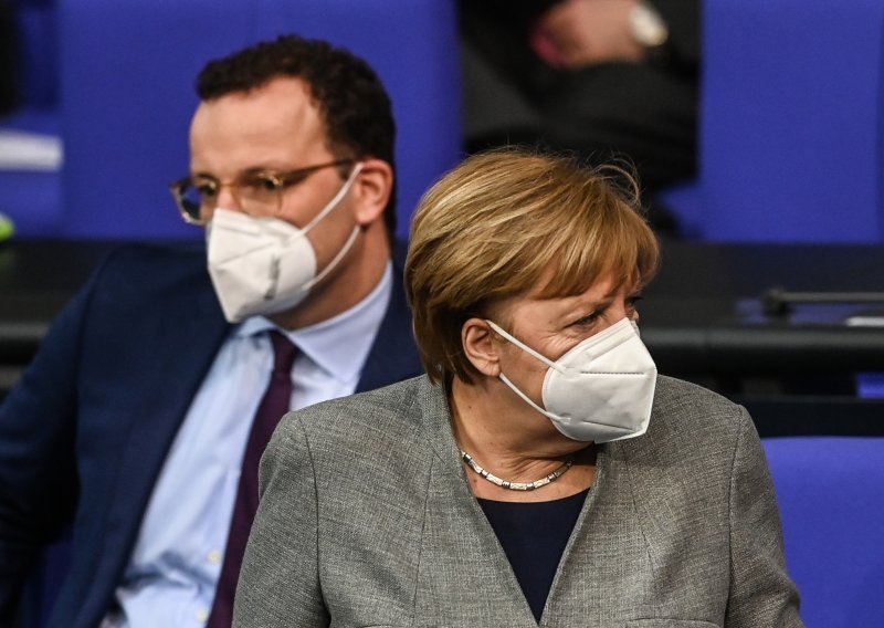 Vlada i Merkel podržavaju kratki potpuni lockdown Njemačke: 'Broj pacijenata na intenzivnoj govori sam za sebe'