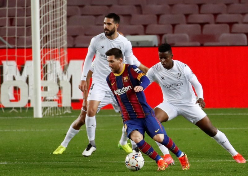 [FOTO] Lionel Messi se izjednačio sa Xavijem, a bio je i najbolji u uvjerljivom trijumfu Barcelone protiv zadnje momčadi La Lige