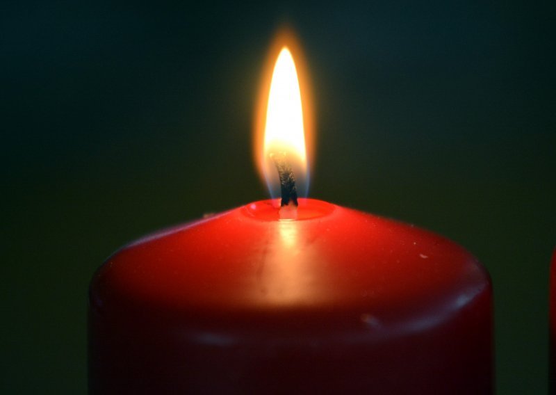 Zagreb Te Zove: U 21 sat zapalite svijeću za tragično preminulu djevojčicu