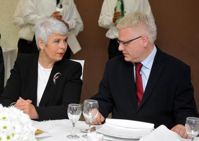 Kosor i Josipović razmijenili poruke i pisma