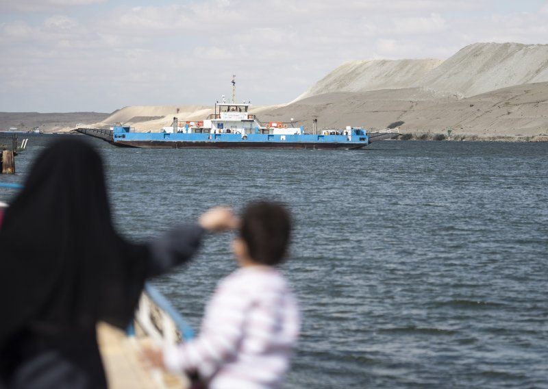Sueski kanal: Egipat traži 900 milijuna dolara odštete