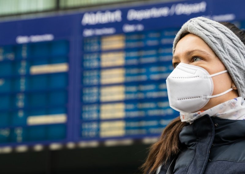 Croatia Airlines uvodi nova pravila: Na letove više nećete moći s platnenom maskom