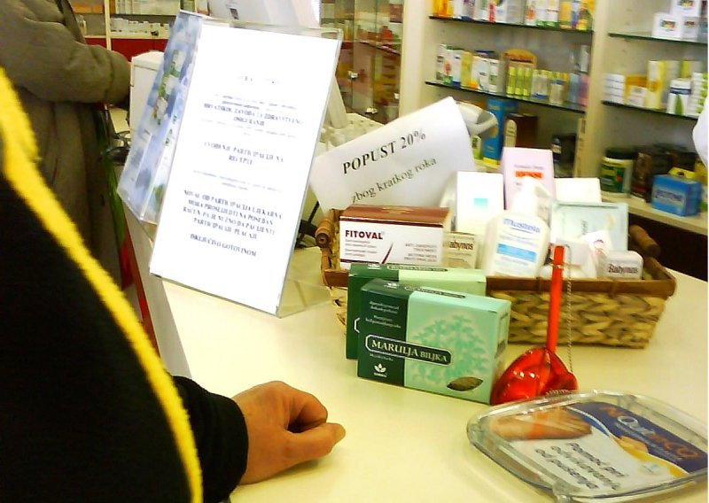 Farmaceuti: Aspirin i andol ne smiju se prodavati van ljekarni!