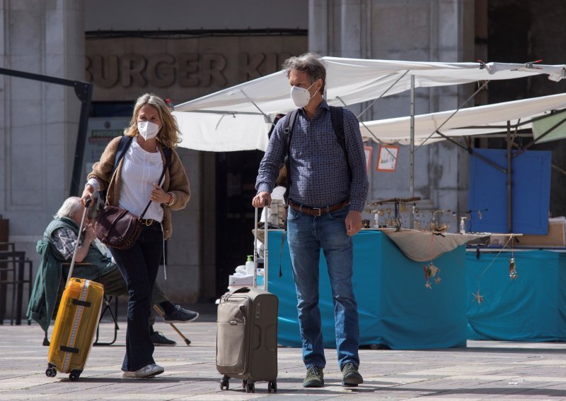 Na Mallorci 4 hrvatska turista zaražena koronavirusom; smješteni u hotel koji služi kao karantena