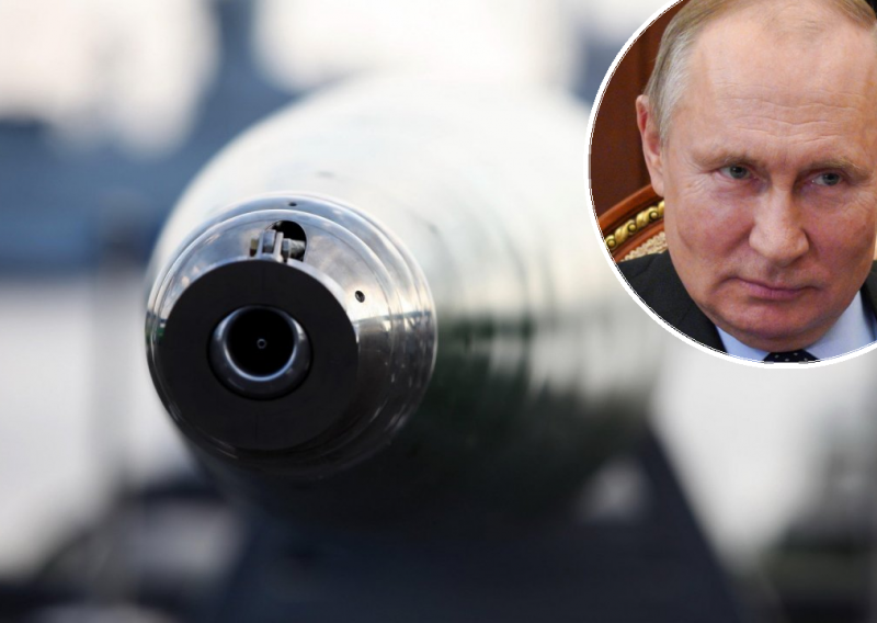 Putinov nuklearni tsunami: Gigantski torpedo Posejdon može sravniti gradove, a obale pretvoriti u radioaktivna stratišta