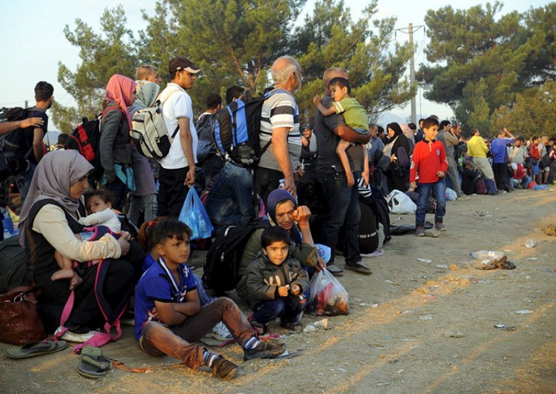 Više od stotinu migranata vraćeno iz Hrvatske u Srbiju