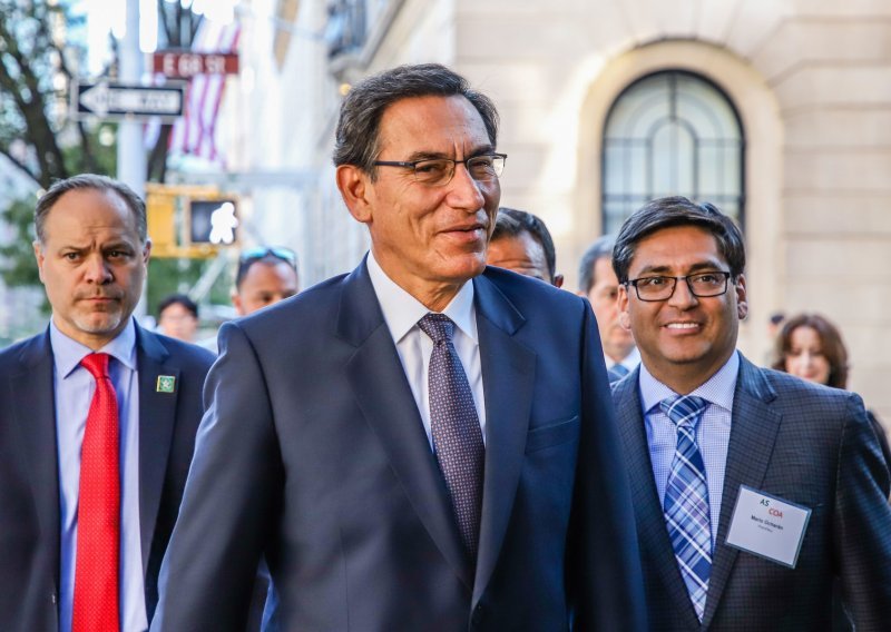 Ovako se kažnjava u Peruu: Bivšem predsjedniku zbog prekorednog cijepljenja desetgodišnja zabrana obavljanja javne dužnosti