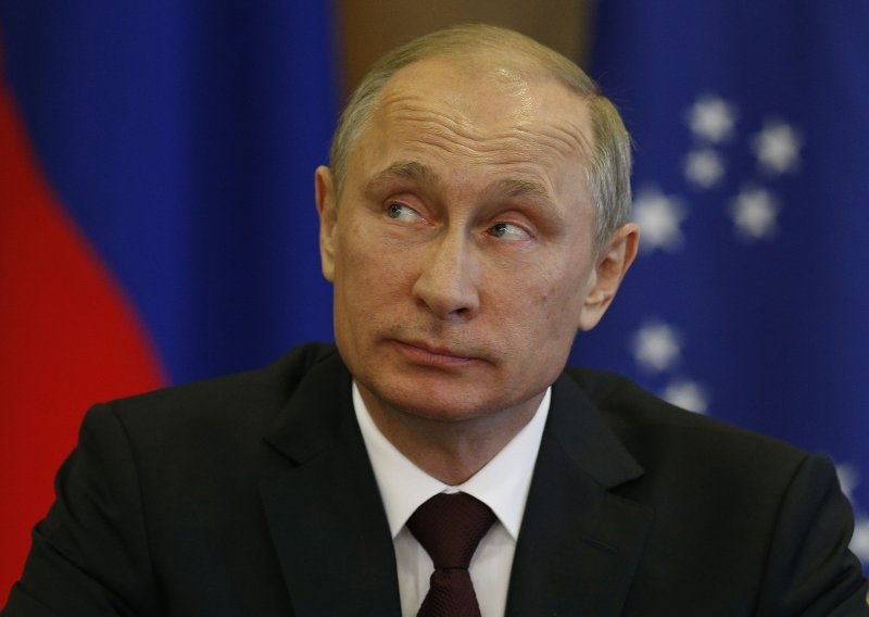 Putin optužio SAD da uništava svjetski poredak