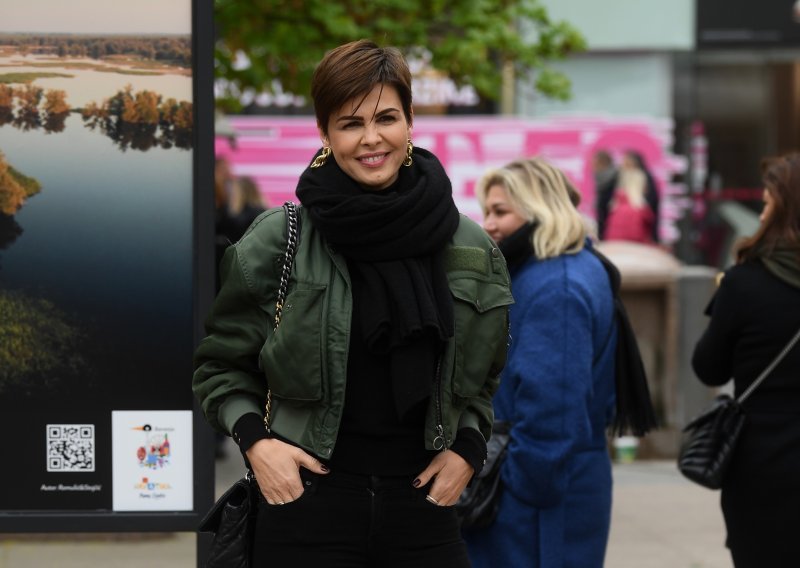 Za Anicu Kovač vrijeme kao da je stalo: Mladenačkim stajlingom plijenila je poglede na zagrebačkoj špici