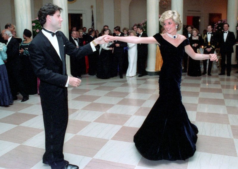 John Travolta prisjetio se plesa s princezom Dianom: 'Bilo je poput bajke'
